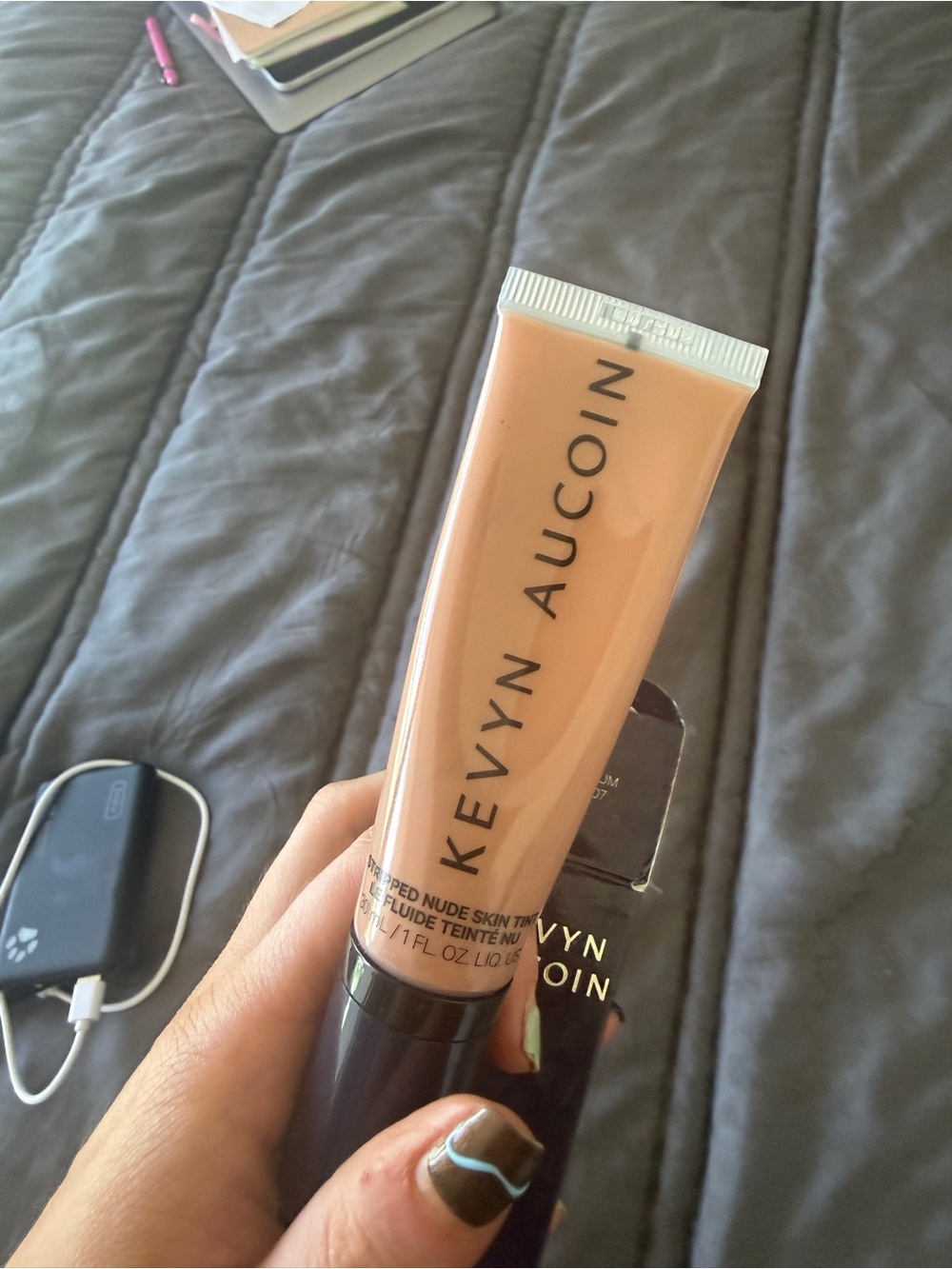 Kevyn Aucoin Nude Skin Tint - Warm Beige Tube